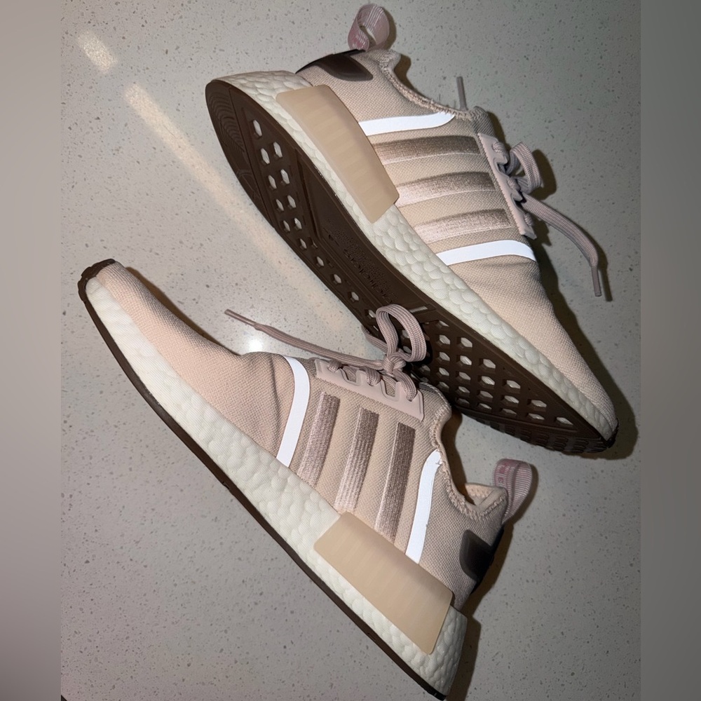 adidas Women's Blush Pink NMD_R1 Sneakers - Picture 6 of 8